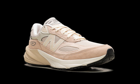 990v6 "Made in USA - Vintage Rose"